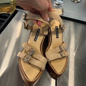 Ann Demeulemeester Beige Suede Buckle Platform Sandals